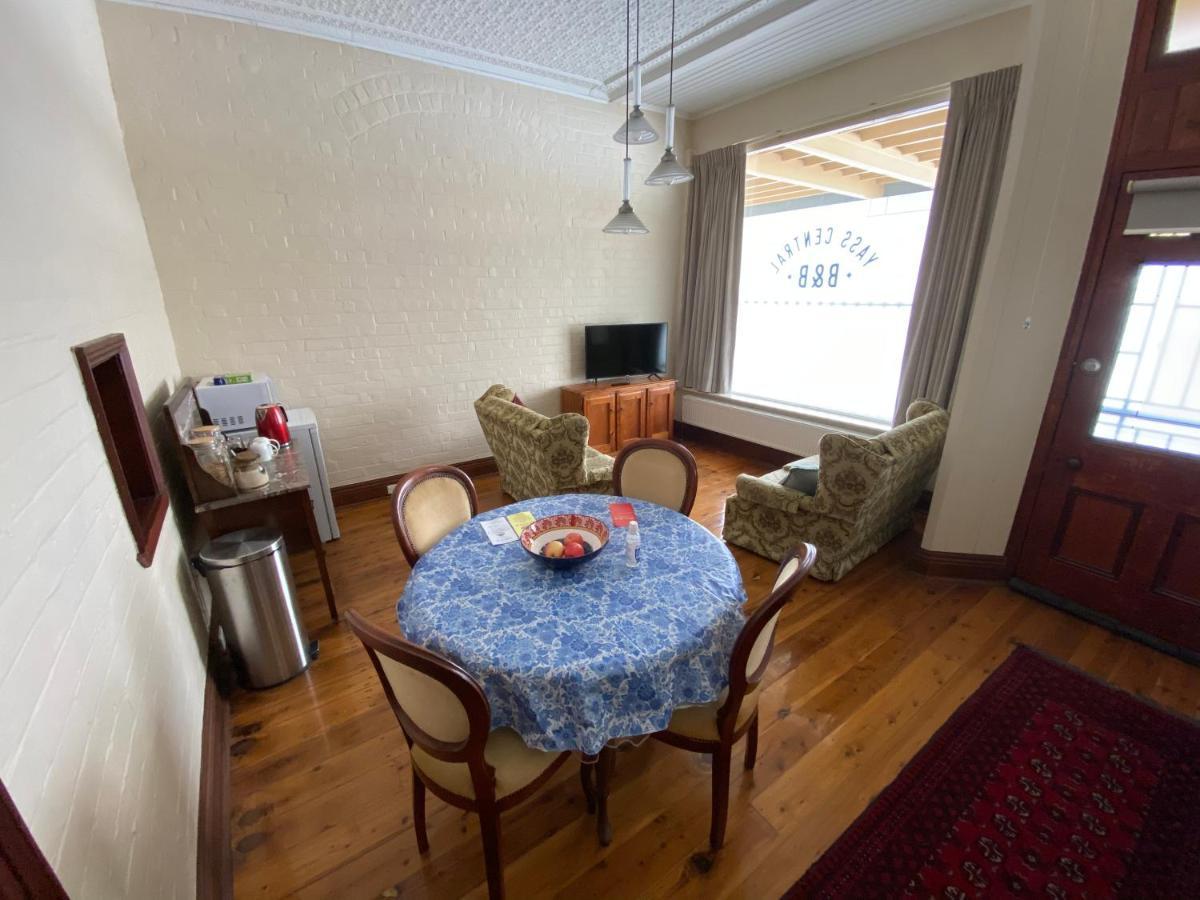 Yass Central Bed & Breakfast Экстерьер фото