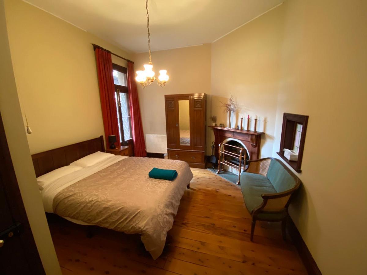 Yass Central Bed & Breakfast Экстерьер фото